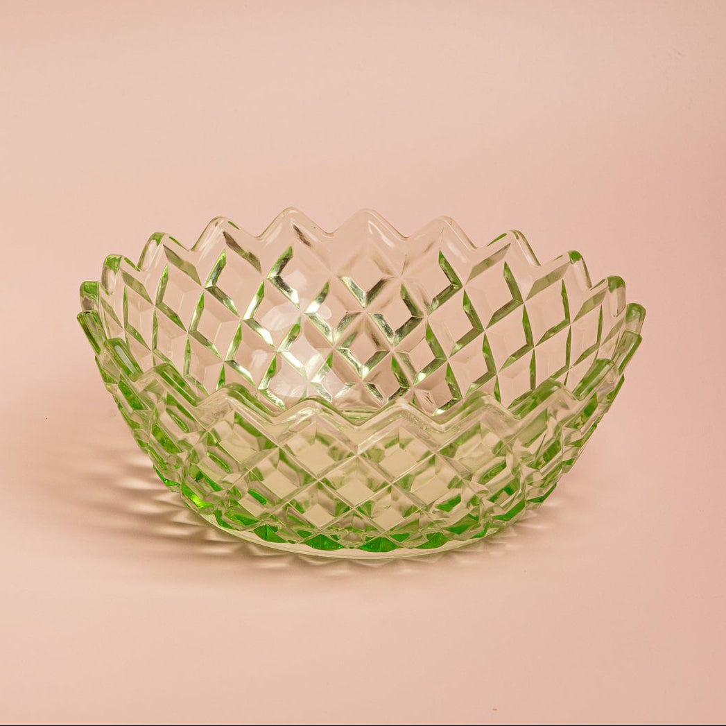 Green Diamond Pattern Glass Bowl Large